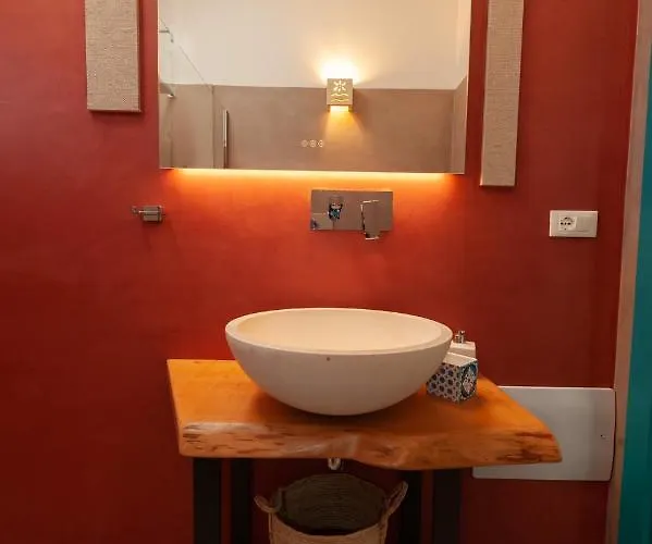 Trulli Acquasala - Apulian Country Experience * 奥斯图尼