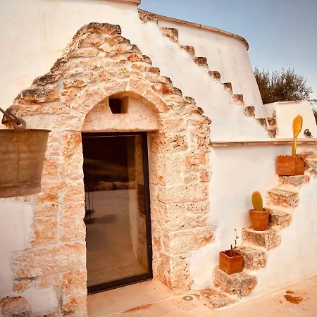 Trulli Acquasala - Apulian Country Experience * אוסטוני